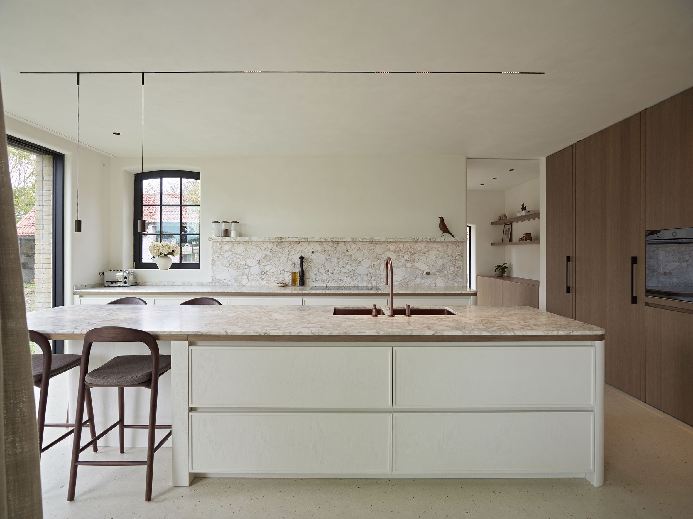 Dekeyzer, keuken, Keukeneiland, Marmer, interieurarchitectuur, modern landelijk, kasten, bijkeuken, 8